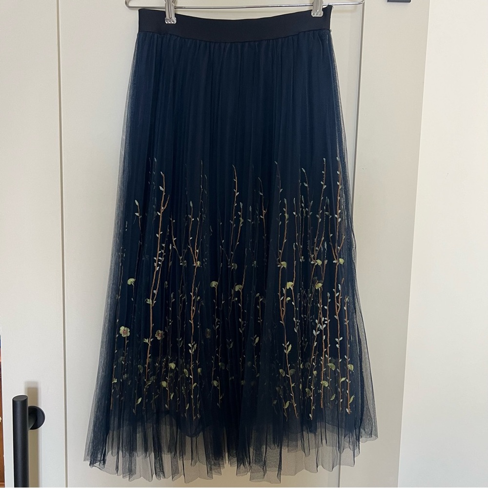 Sadie and Love Navy Tulle Pleated Midi Skirt M/L